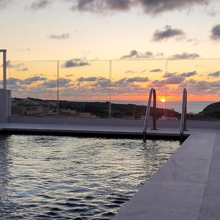 ויקטוריה Anici Crt Penthouse 4 - With Private Rooftop Pool מראה חיצוני תמונה