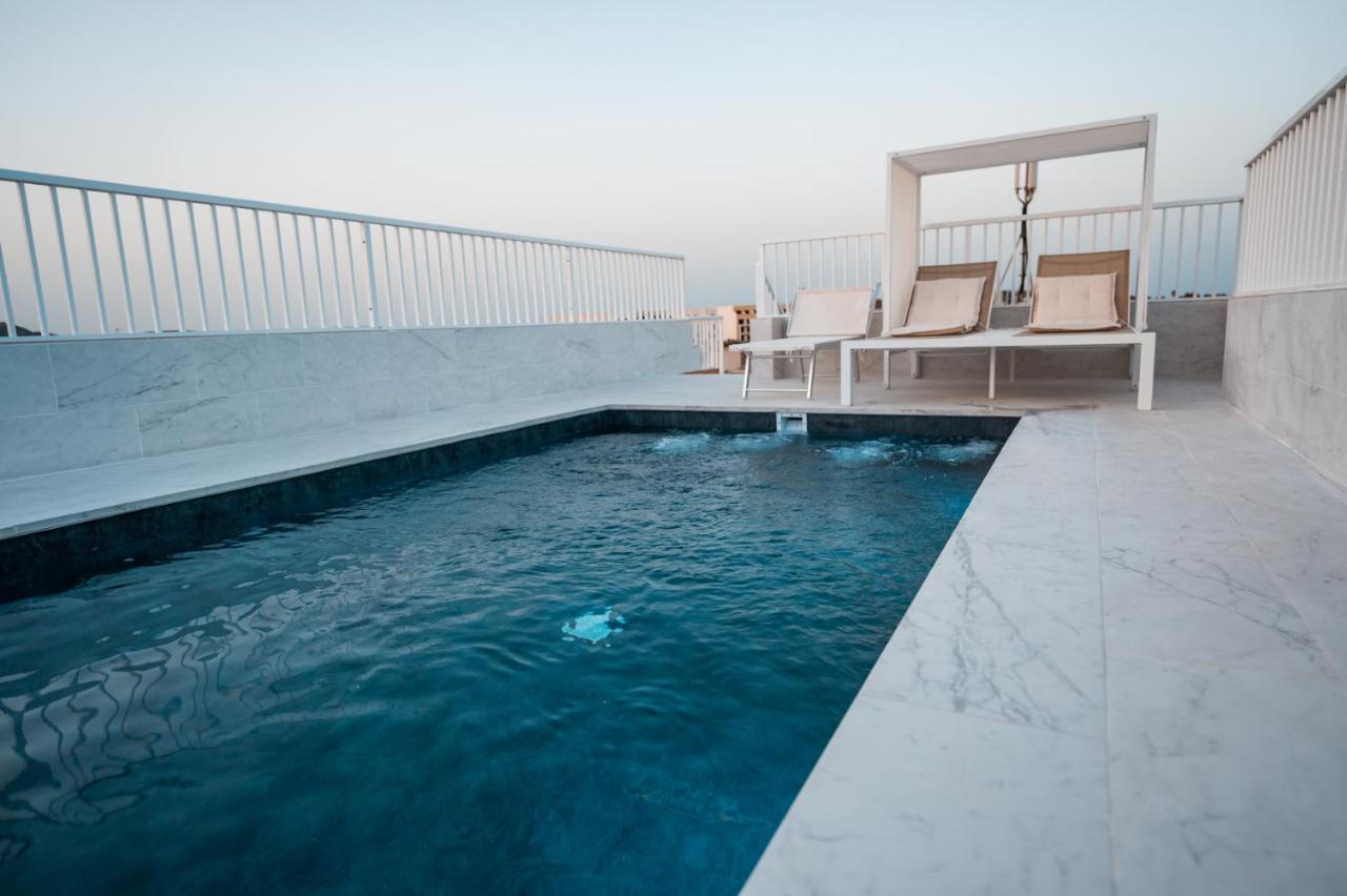 ויקטוריה Anici Crt Penthouse 4 - With Private Rooftop Pool מראה חיצוני תמונה