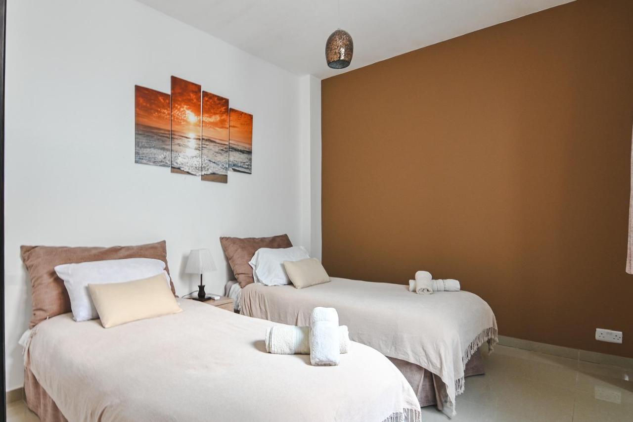 ויקטוריה Anici Crt Penthouse 4 - With Private Rooftop Pool מראה חיצוני תמונה