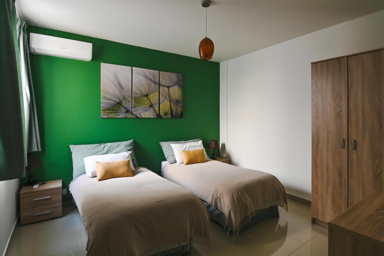 ויקטוריה Anici Crt Penthouse 4 - With Private Rooftop Pool מראה חיצוני תמונה