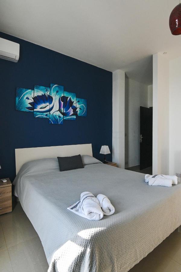 ויקטוריה Anici Crt Penthouse 4 - With Private Rooftop Pool מראה חיצוני תמונה