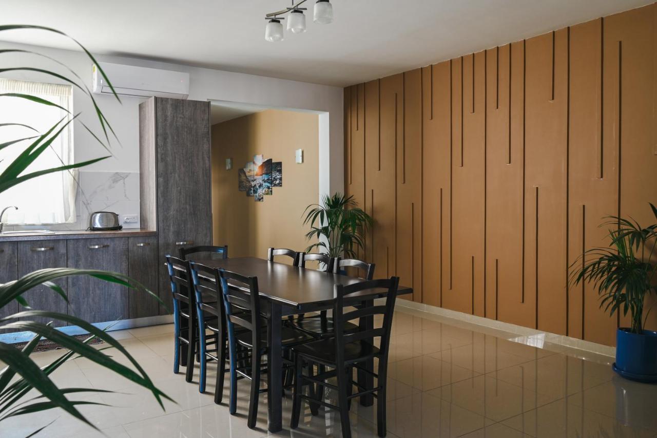 ויקטוריה Anici Crt Penthouse 4 - With Private Rooftop Pool מראה חיצוני תמונה
