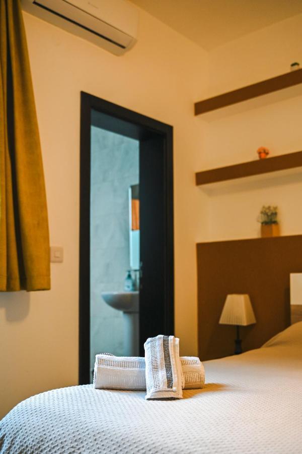 ויקטוריה Anici Crt Penthouse 4 - With Private Rooftop Pool מראה חיצוני תמונה